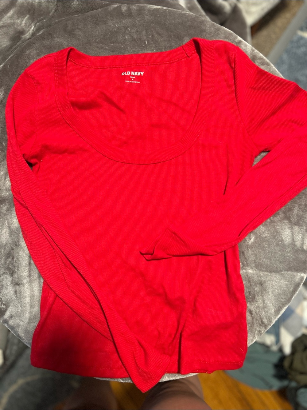 Bundle Old Navy scoop neck